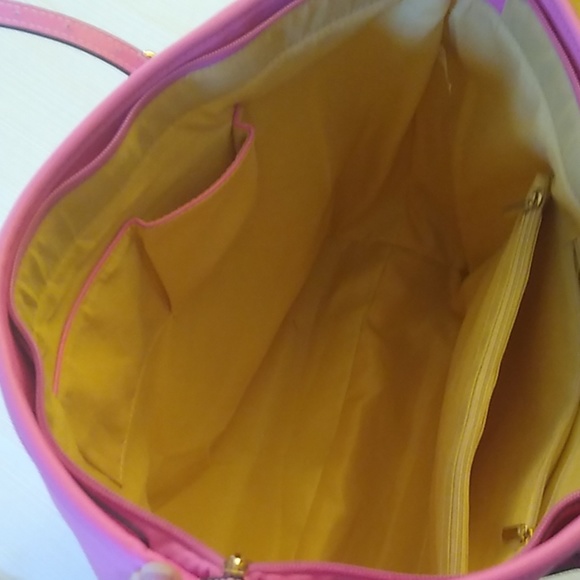 Gorgeous Pink & White Summer Tote - Picture 7 of 8